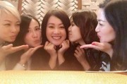 娱乐吃瓜老婆进组,吃瓜老婆神秘进组，揭秘背后故事